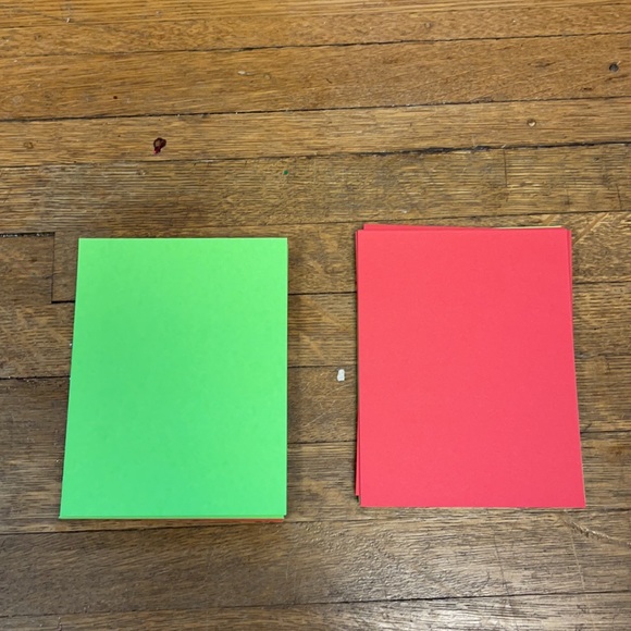 50 blank red and green note cards stationary - Picture 2 of 6
